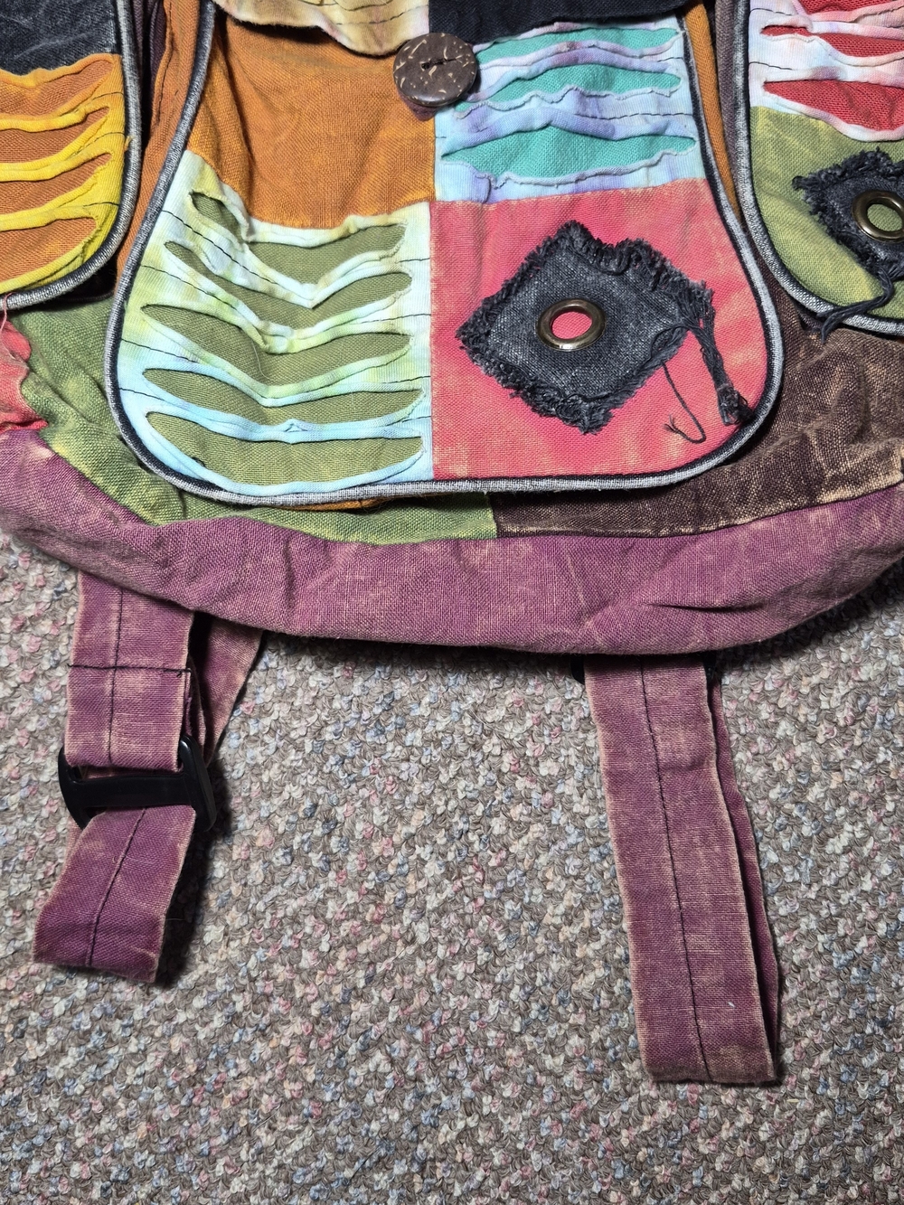 Colorful Patchwork Canvas Backpack — Multicolor Boho Style - Picture 4 of 10